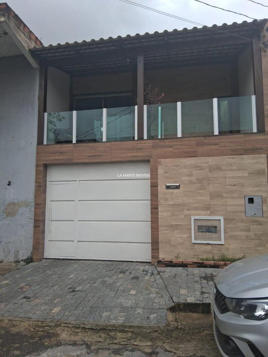 Casa, Industrial, 3 Quartos, 5 Vagas, 1 Suíte