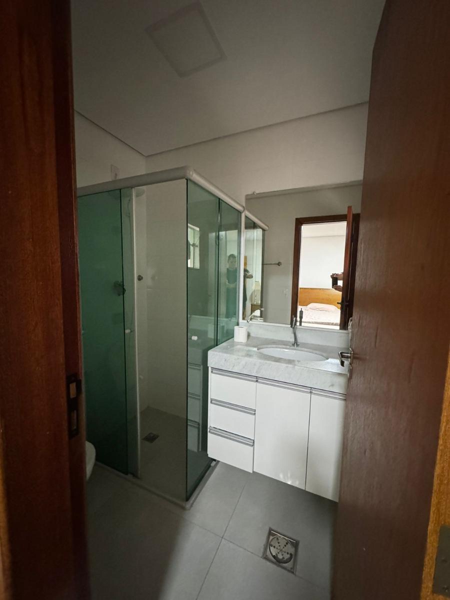 Casa, Floresta, 5 Quartos, 2 Vagas, 2 Suítes