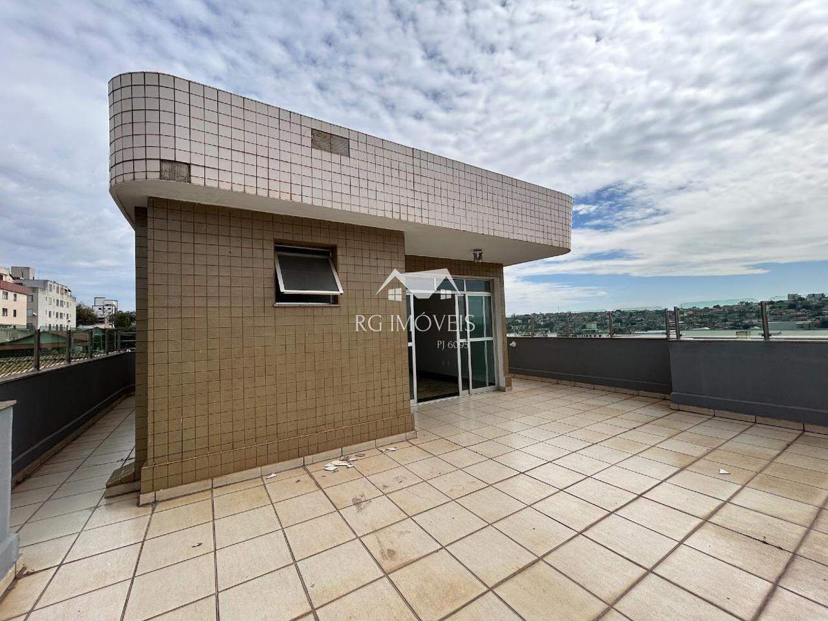 Cobertura, Barreiro, 3 Quartos, 2 Vagas, 1 Suíte