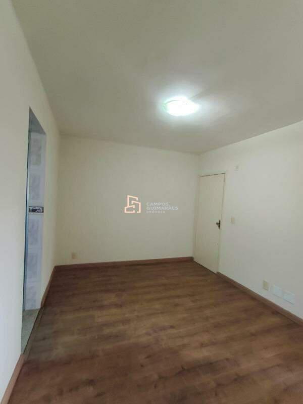 Apartamento, Solar do Barreiro, 2 Quartos, 1 Vaga