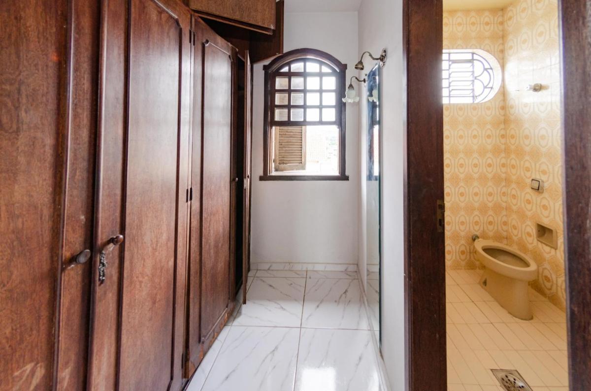Casa, Jardim América, 4 Quartos, 7 Vagas, 1 Suíte
