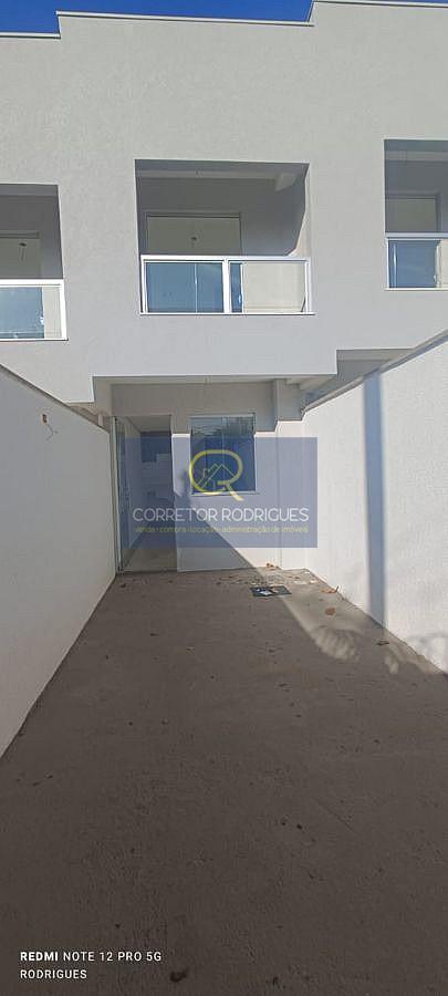 Casa, Floramar, 2 Quartos, 2 Vagas, 2 Suítes