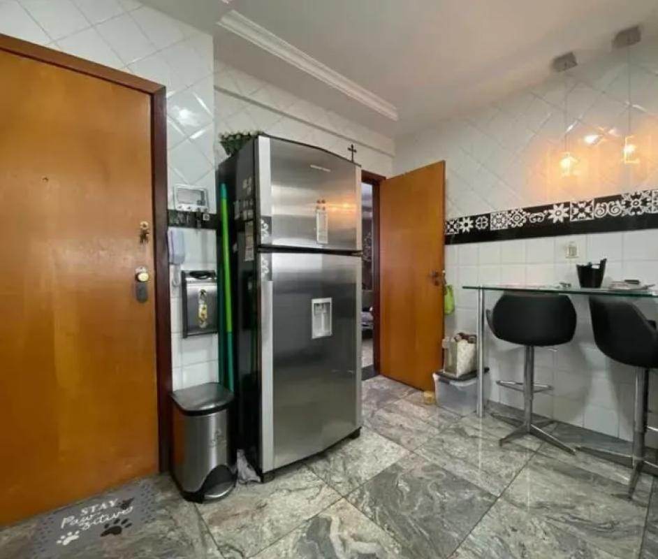 Cobertura, Santa Rosa, 4 Quartos, 2 Vagas, 1 Suíte