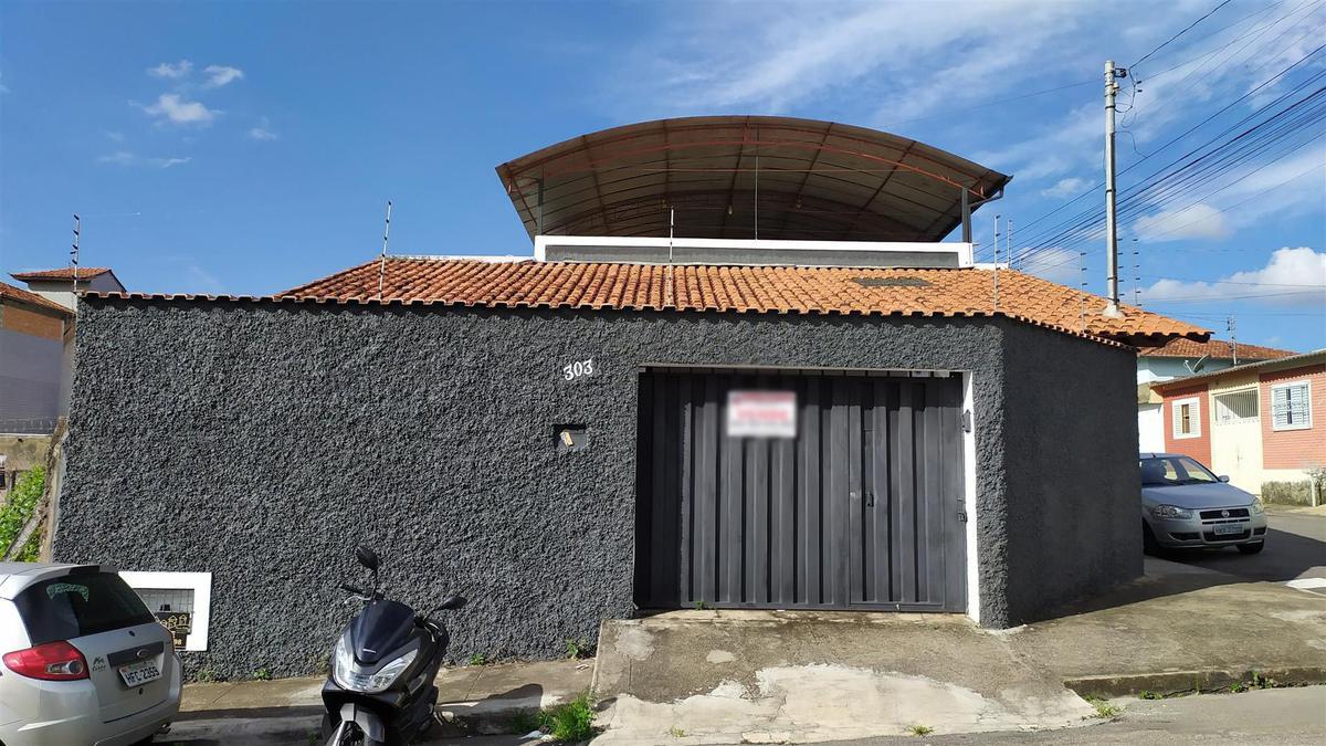 Casa, Jardim Sion, 3 Quartos, 30 Vagas, 1 Suíte