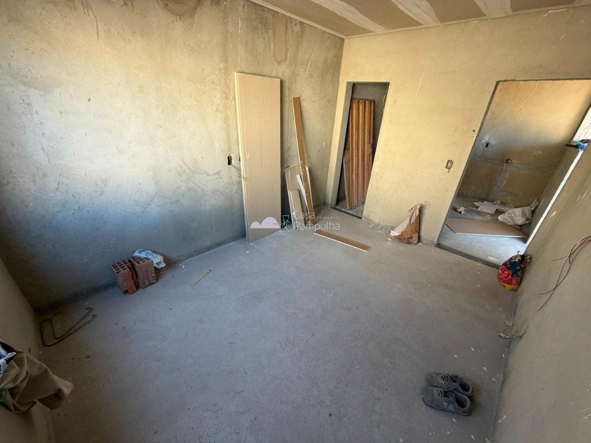 Casa, Planalto, 4 Quartos, 3 Vagas, 4 Suítes