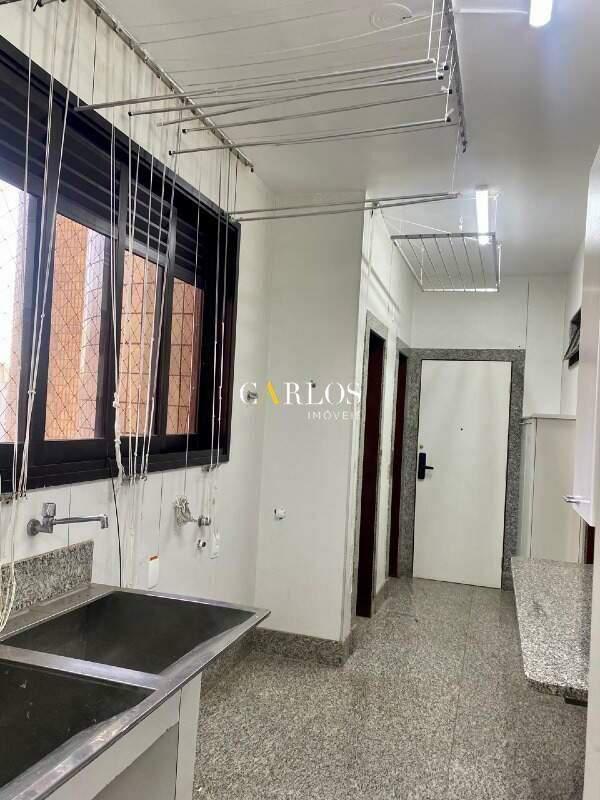 Apartamento, Funcionários, 4 Quartos, 3 Vagas, 2 Suítes