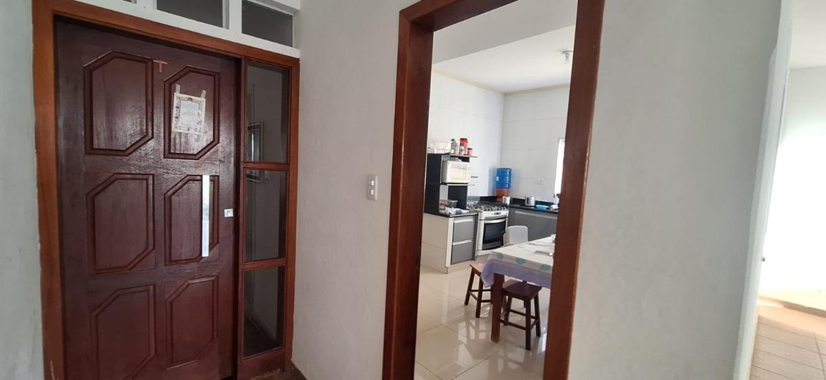 Casa, Centro, 3 Quartos, 2 Vagas, 1 Suíte