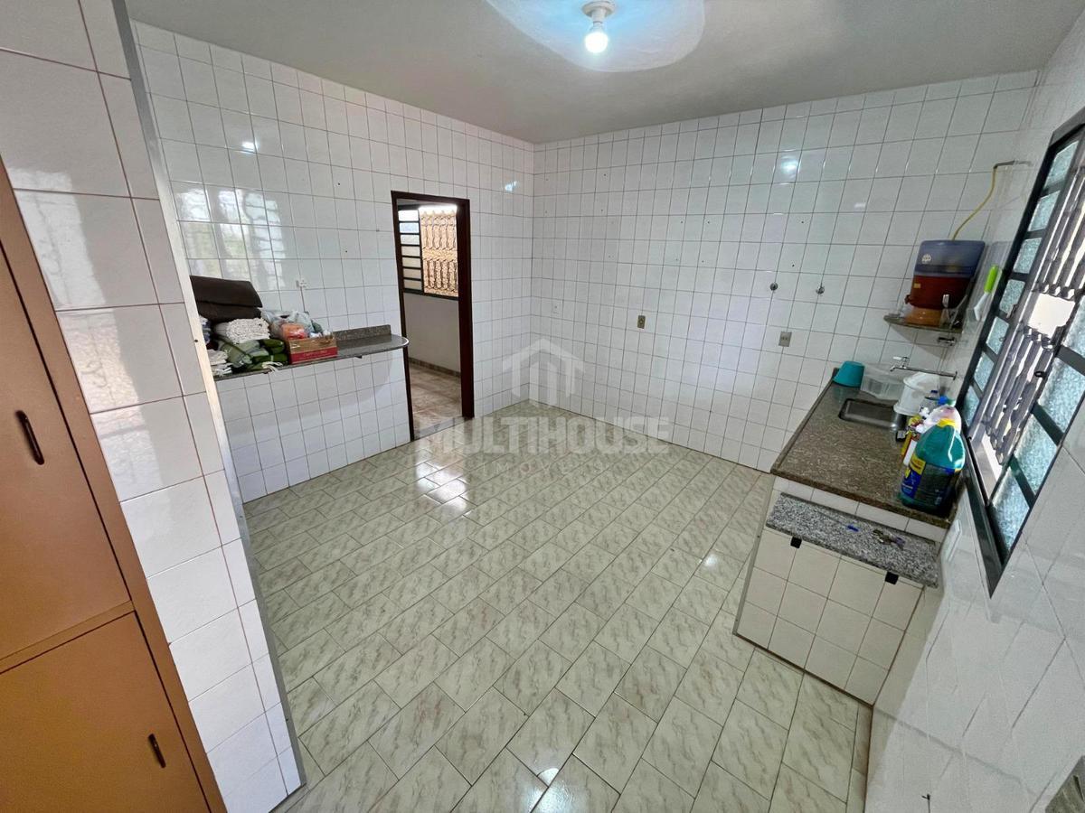 Casa, Jardim Leblon, 3 Quartos, 4 Vagas, 1 Suíte