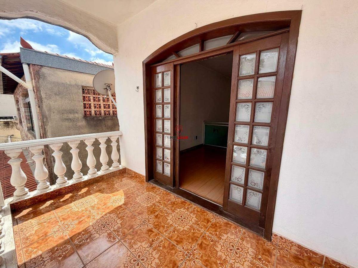 Casa, Tirol, 3 Quartos, 5 Vagas
