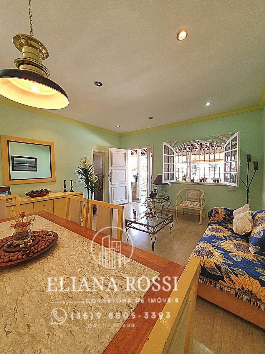 Casa, Campos Elíseos, 3 Quartos, 2 Vagas, 1 Suíte