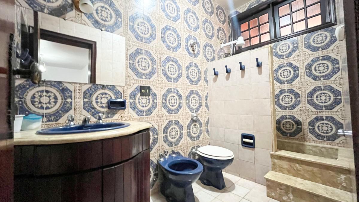 Casa, São Luiz (pampulha), 6 Quartos, 10 Vagas, 3 Suítes