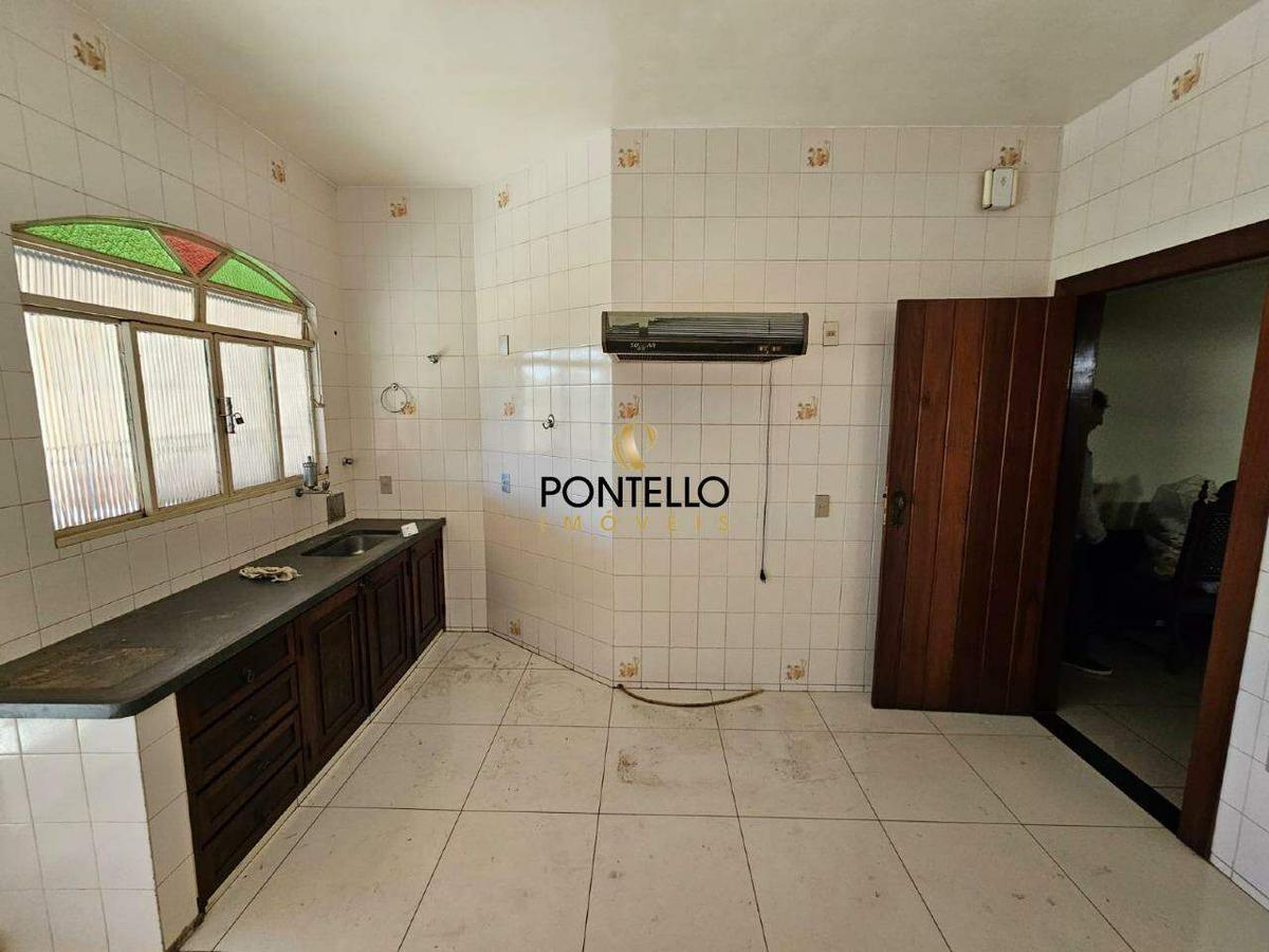 Casa, Jardim Europa, 4 Quartos, 3 Vagas, 1 Suíte