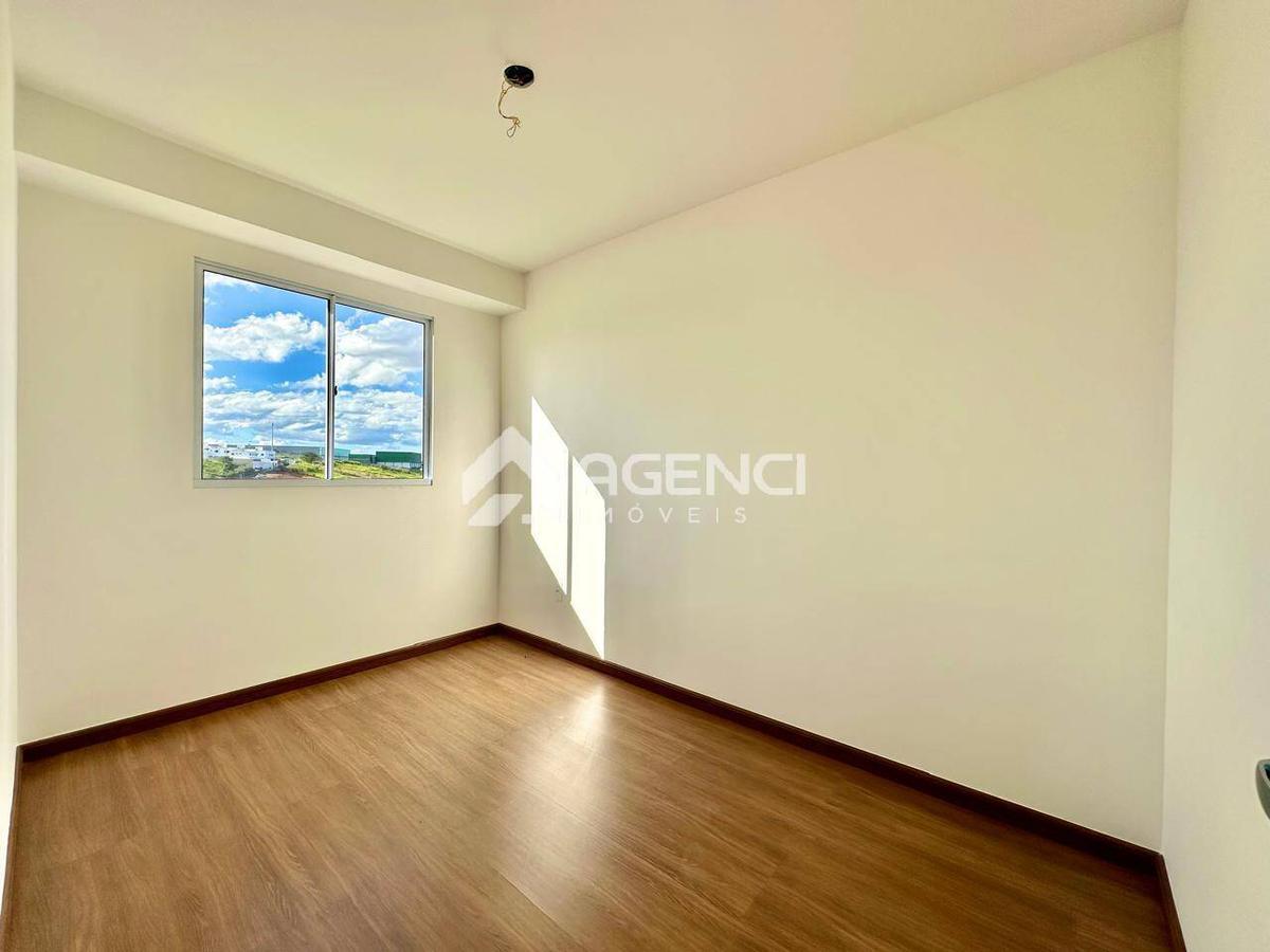 Apartamento, Cabral, 2 Quartos, 0 Vaga, 1 Suíte