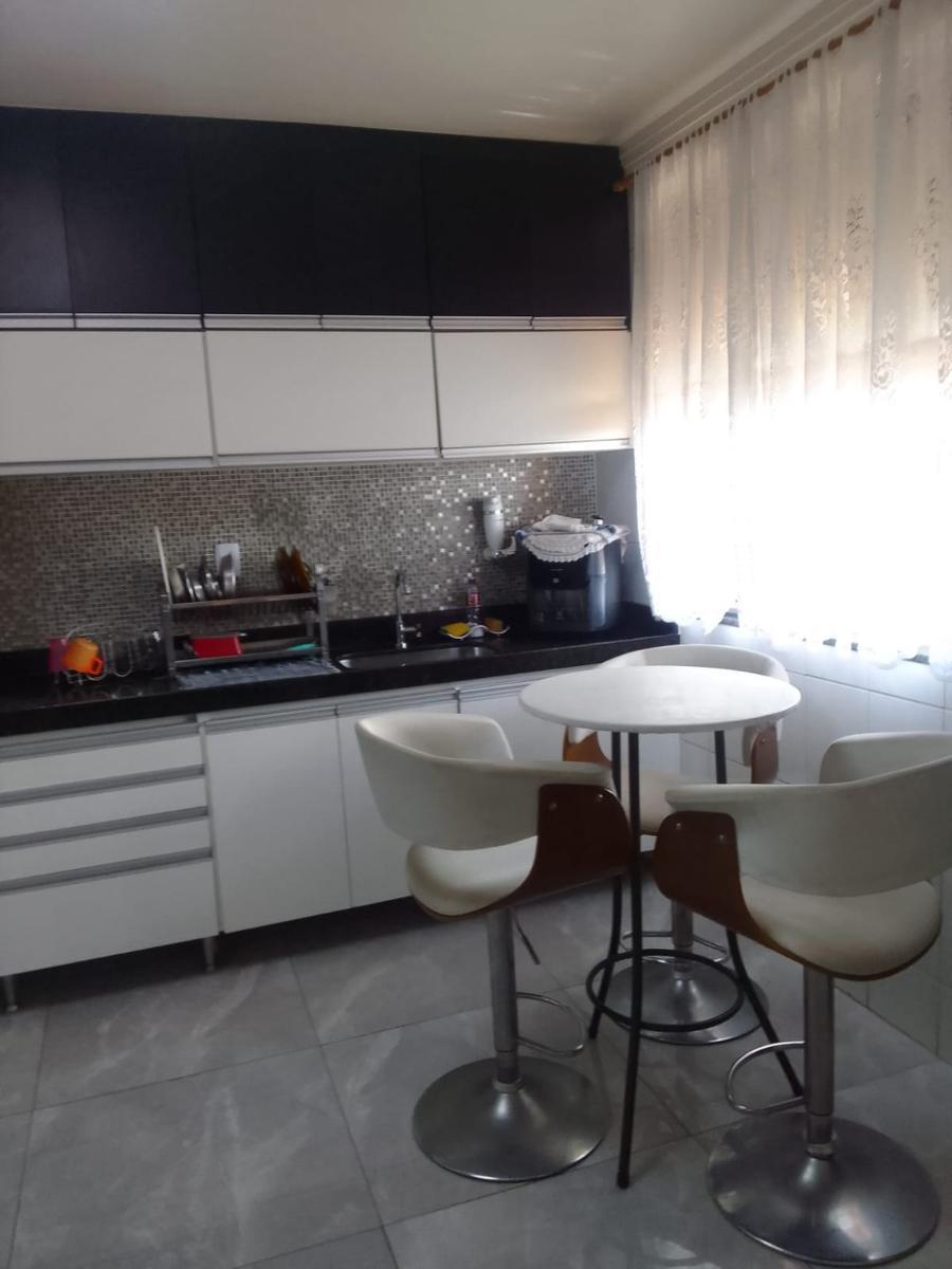 Casa, Céu Azul, 3 Quartos, 5 Vagas, 1 Suíte