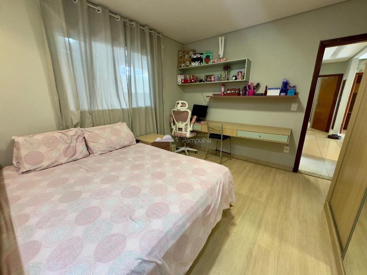 Casa, Jardim Leblon, 3 Quartos, 3 Vagas, 1 Suíte