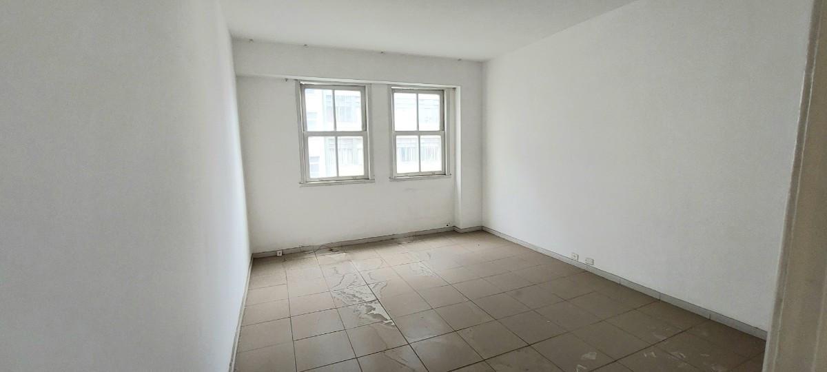 Sala, Centro, 0 Quarto, 0 Vaga