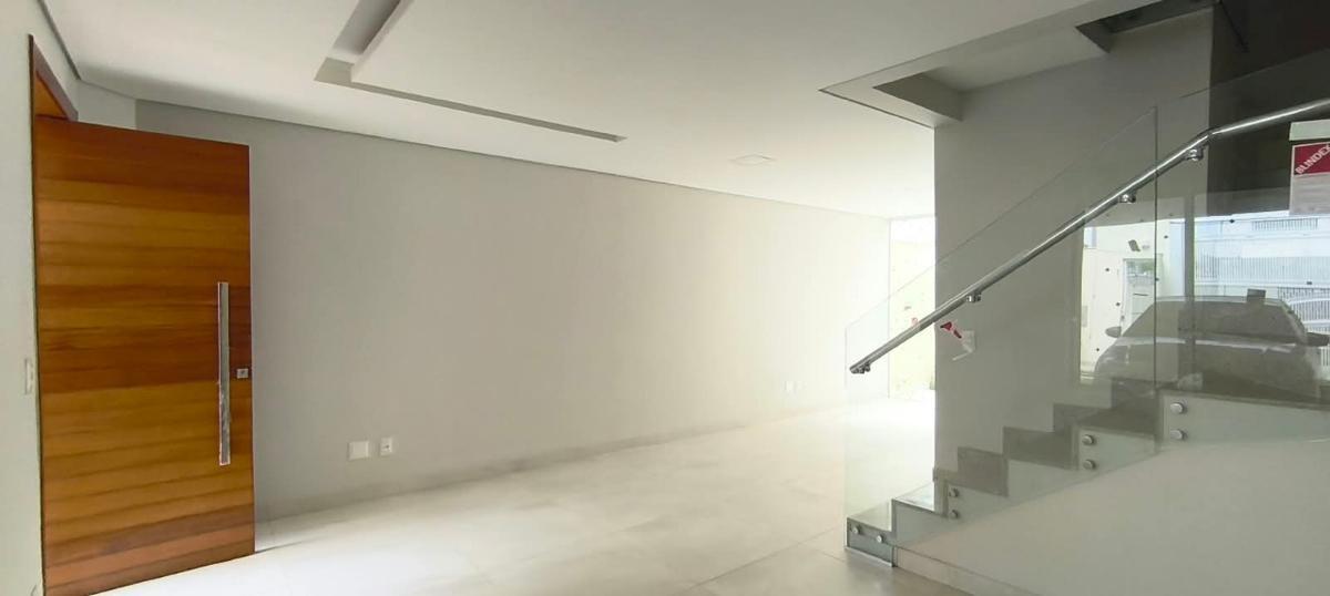 Casa, Nova Floresta, 4 Quartos, 3 Vagas, 2 Suítes