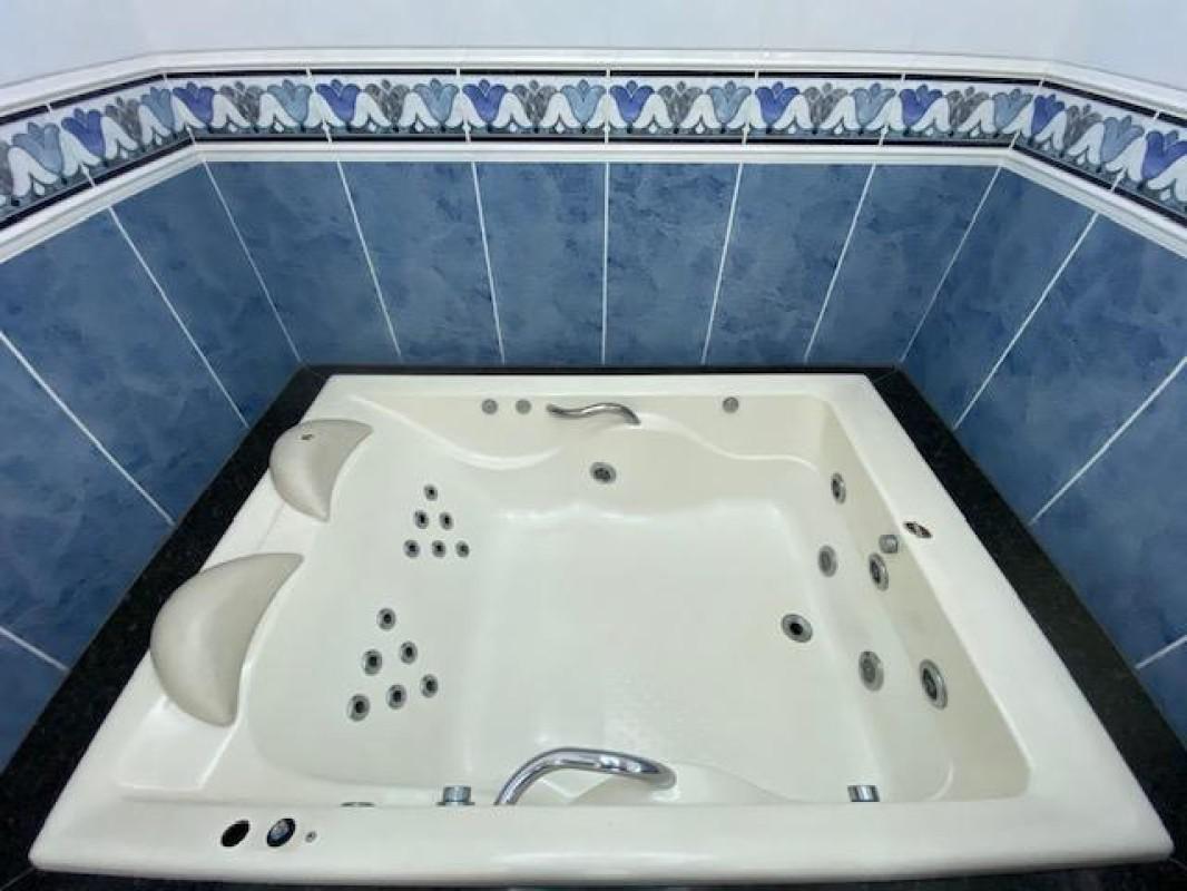 Casa, Santa Amélia, 5 Quartos, 4 Vagas, 3 Suítes