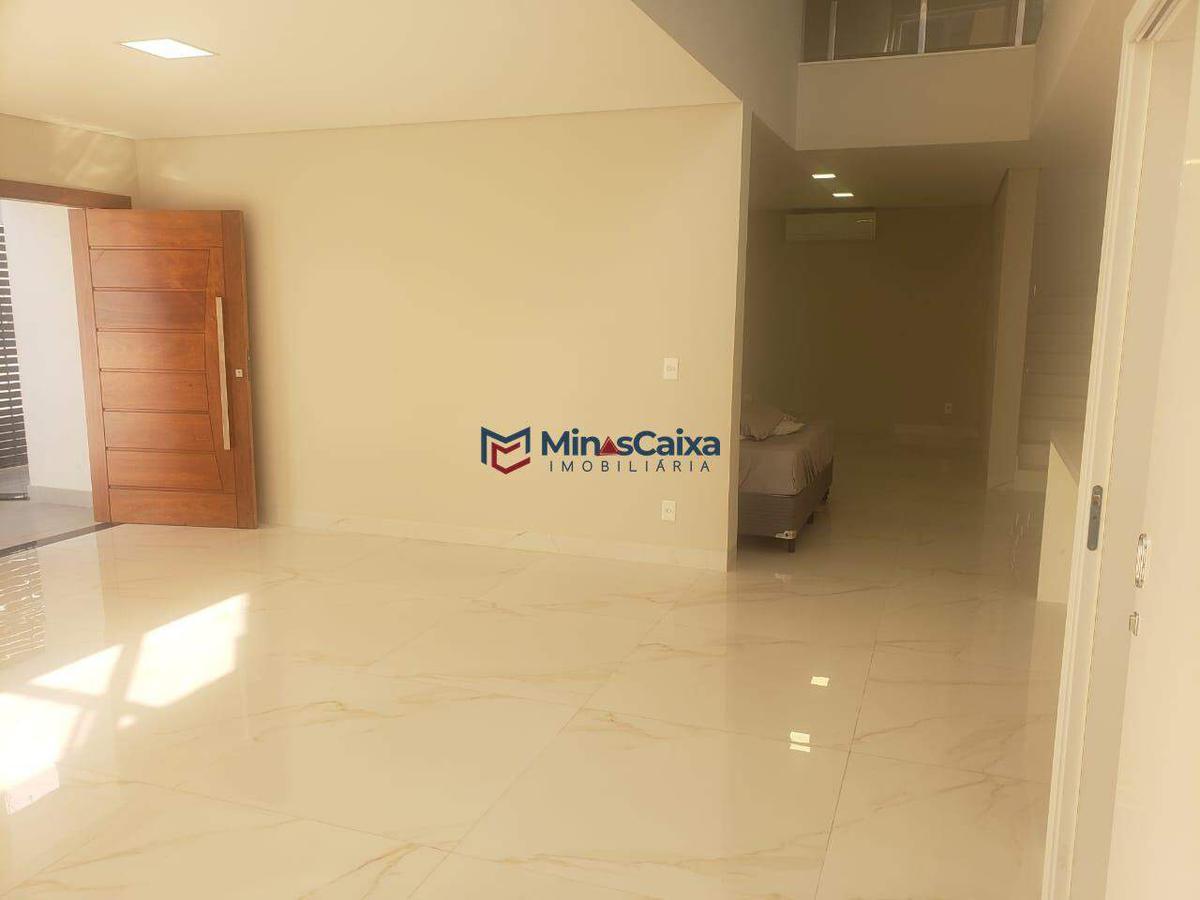 Casa, Cidade Nobre, 6 Quartos, 2 Vagas, 6 Suítes