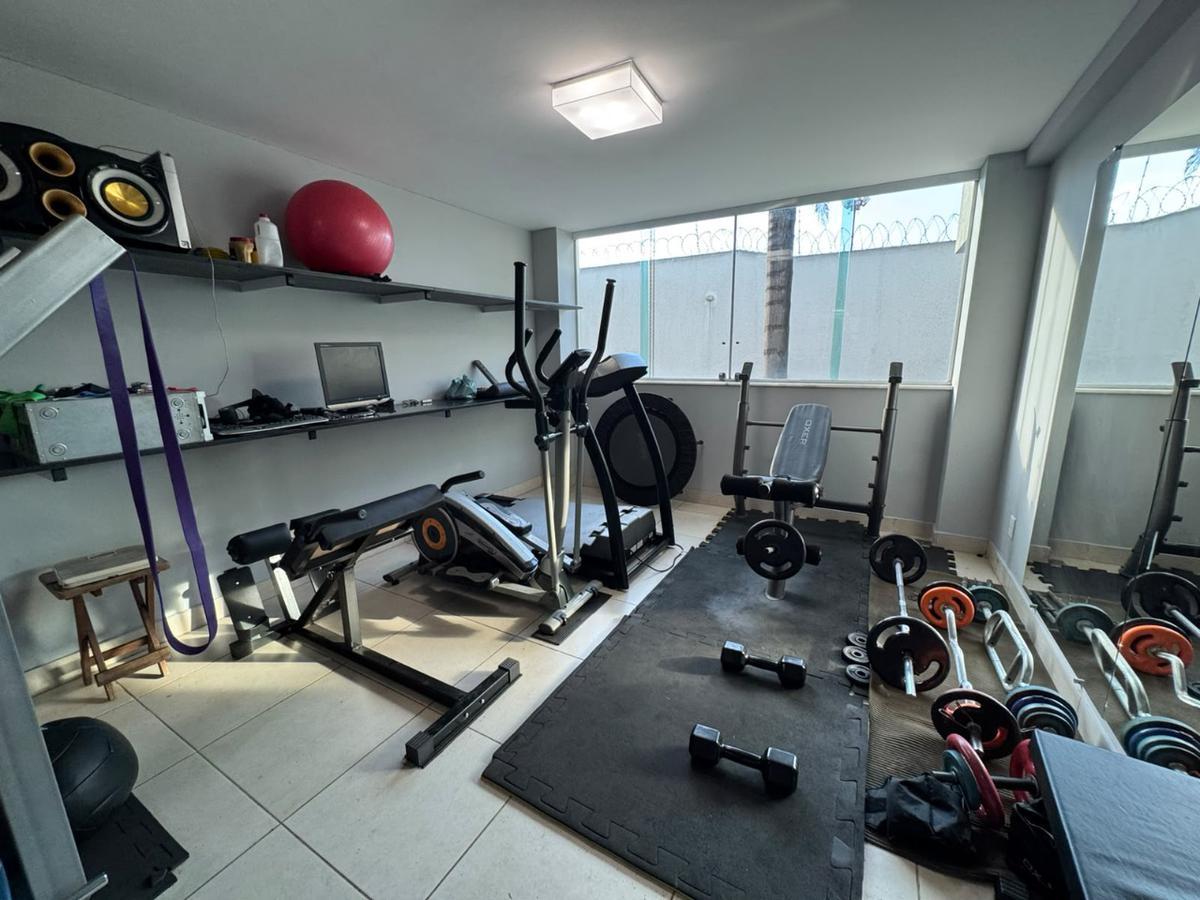 Casa, Bandeirantes (pampulha), 4 Quartos, 10 Vagas, 2 Suítes