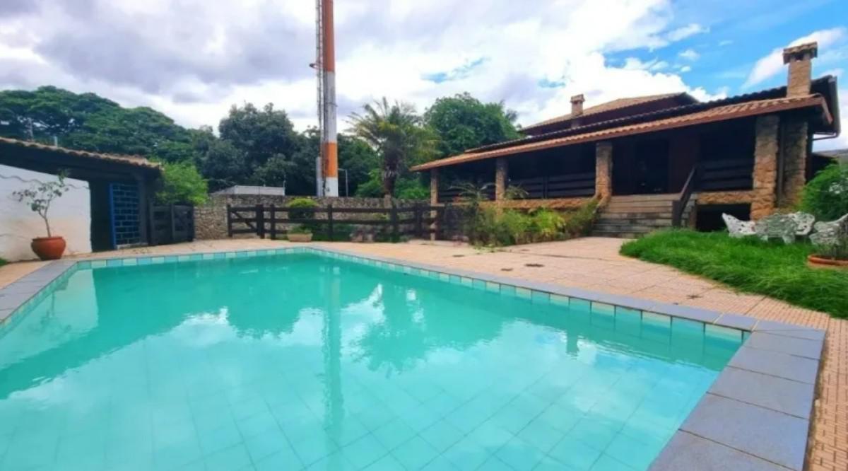 Casa Comercial, São Luiz (pampulha), 7 Quartos, 12 Vagas, 3 Suítes