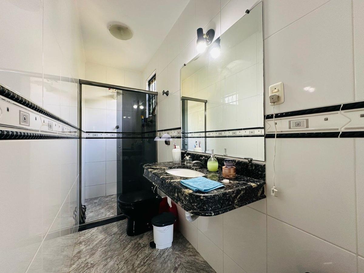 Casa, Jardim Leblon, 3 Quartos, 2 Vagas, 1 Suíte