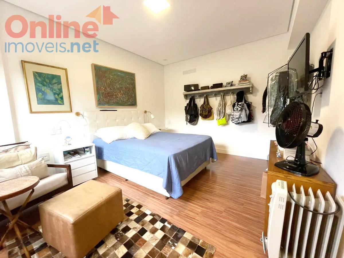 Cobertura, Serra, 4 Quartos, 0 Vaga, 2 Suítes