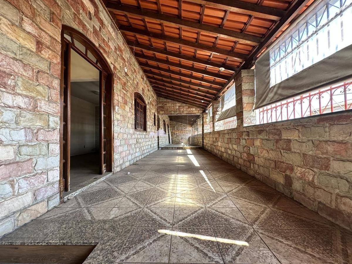 Casa, Conjunto Minascaixa, 5 Quartos, 2 Vagas, 2 Suítes