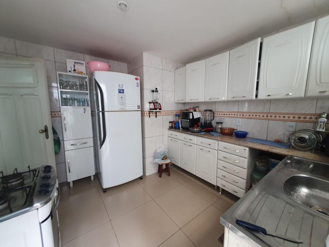 Casa, Nova Suíssa, 4 Quartos, 2 Vagas, 1 Suíte