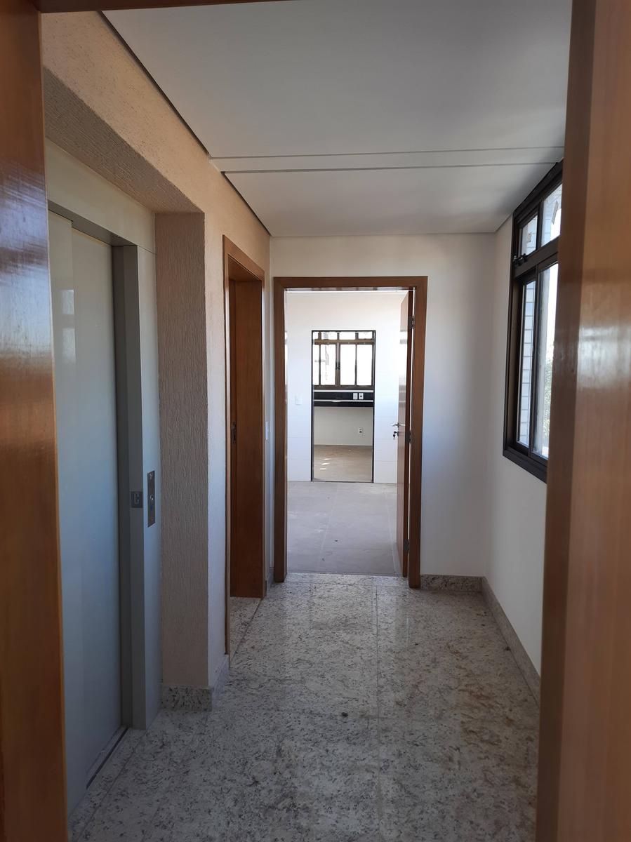 Cobertura, Santa Rosa, 4 Quartos, 4 Vagas, 2 Suítes