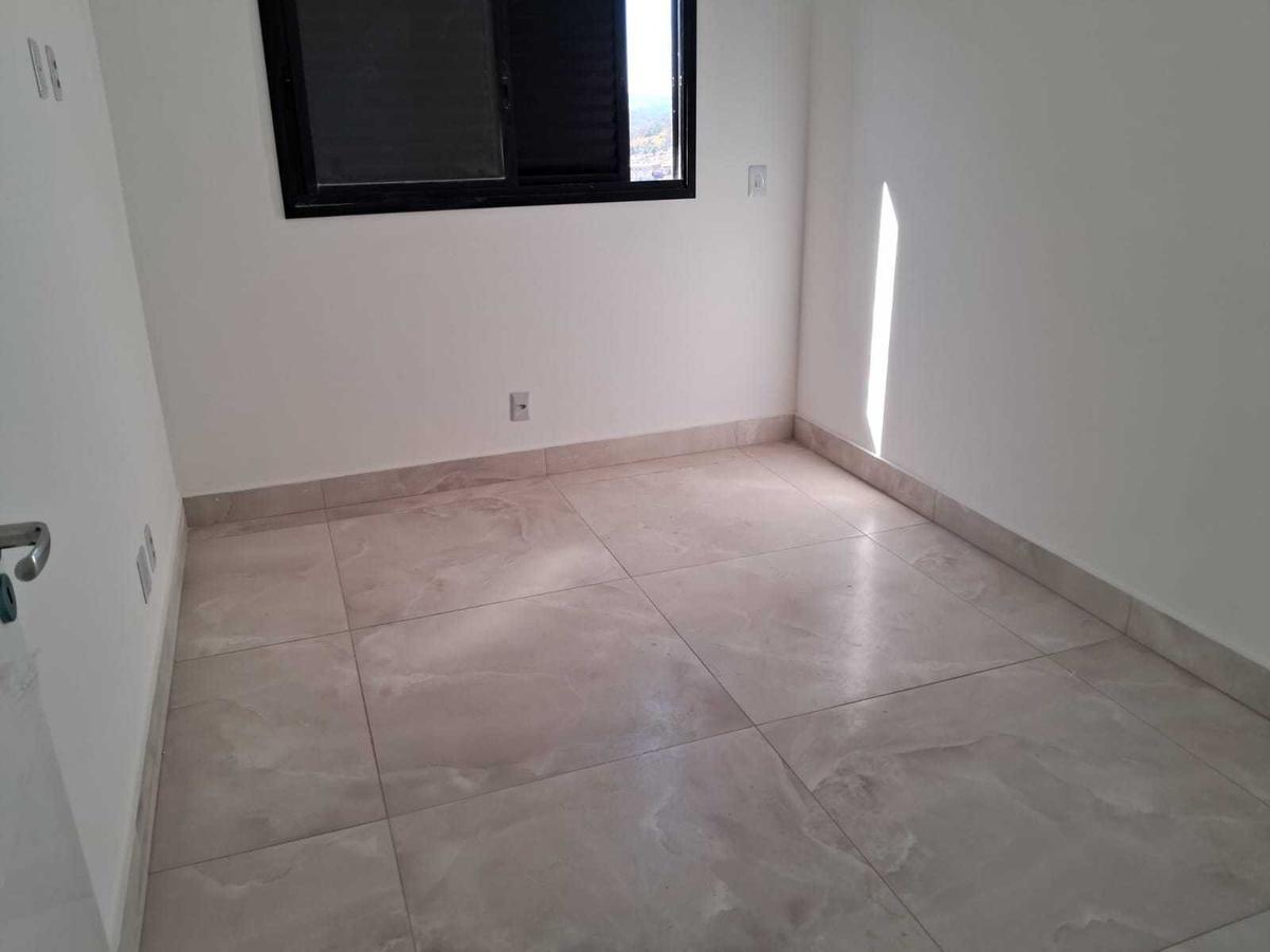 Cobertura, Ana Lúcia, 4 Quartos, 2 Vagas, 1 Suíte