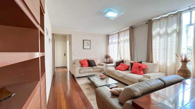 Apartamento, Santo Agostinho, 4 Quartos, 2 Vagas, 2 Suítes