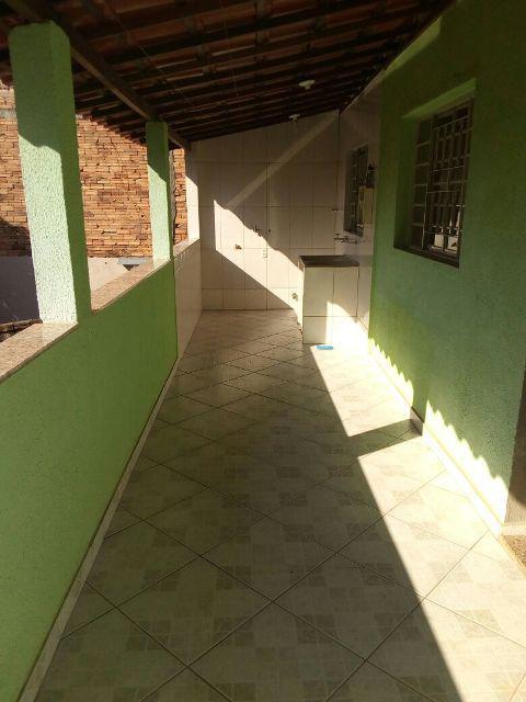 Casa, Vila Pérola, 2 Quartos, 2 Vagas, 0 Suíte