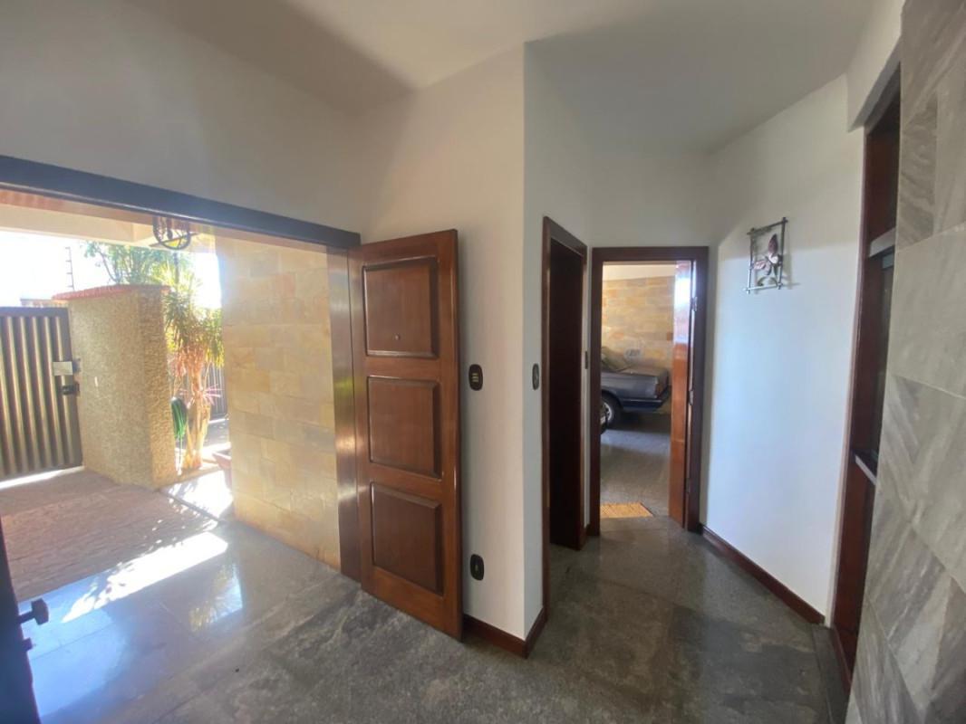 Casa, Nossa Senhora do Carmo, 4 Quartos, 4 Vagas, 2 Suítes