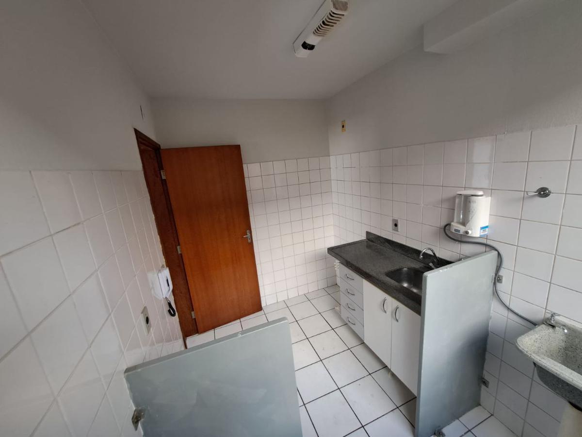 Apartamento, Ipiranga, 2 Quartos, 1 Vaga, 0 Suíte