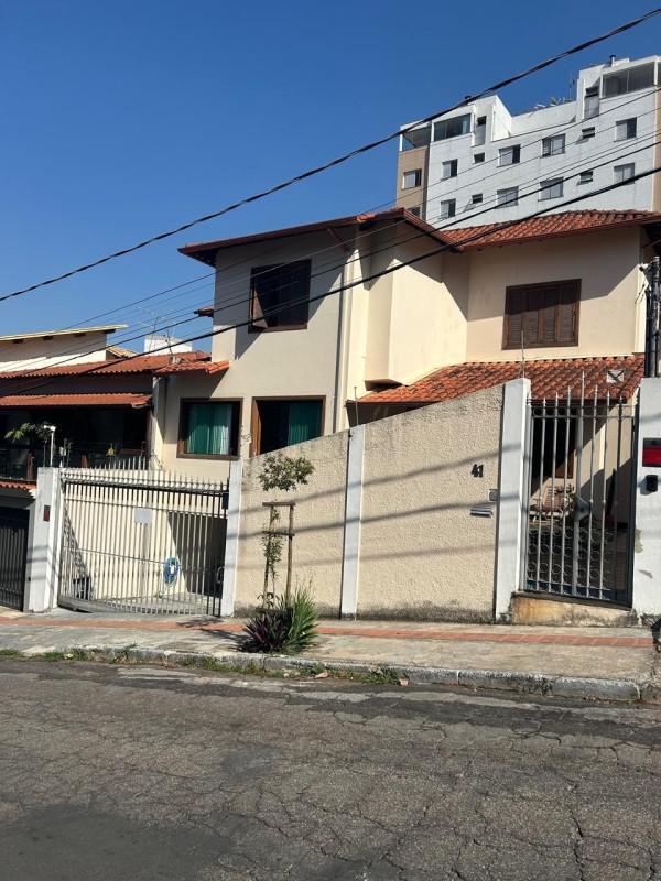 Casa, Fernão Dias, 4 Quartos, 4 Vagas, 1 Suíte