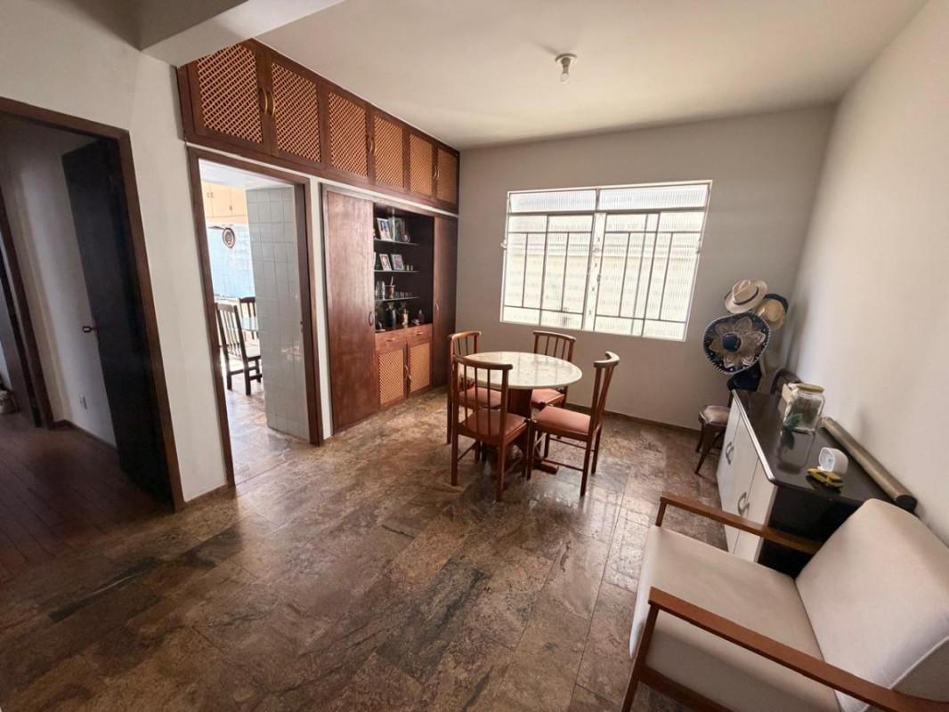 Casa, Anchieta, 5 Quartos, 3 Vagas, 1 Suíte