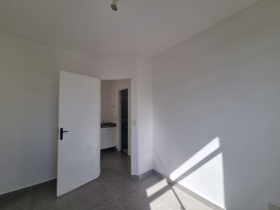 Apartamento, Jardim Riacho das Pedras, 3 Quartos, 1 Vaga