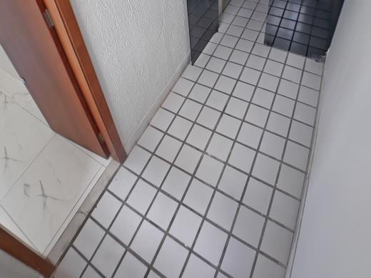 Sala, Centro, 0 Quarto, 1 Vaga