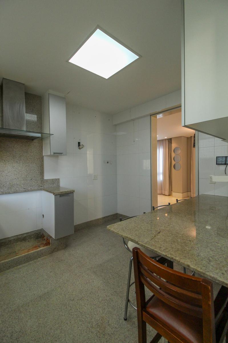Cobertura, Serra, 4 Quartos, 6 Vagas, 2 Suítes