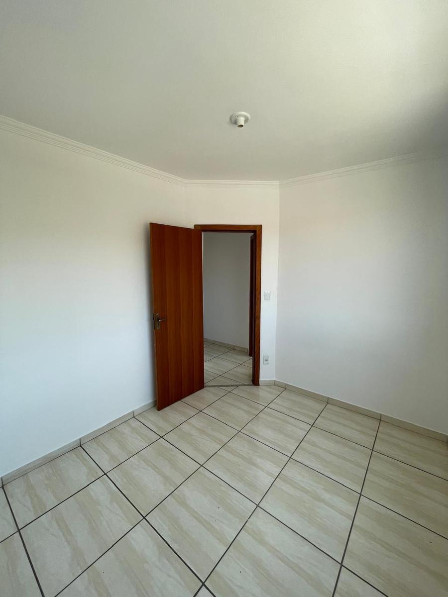 Apartamento, Santa Terezinha, 3 Quartos, 1 Vaga, 1 Suíte