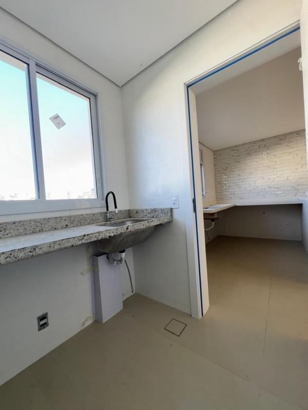 Cobertura, Sagrada Família, 2 Quartos, 2 Vagas, 1 Suíte