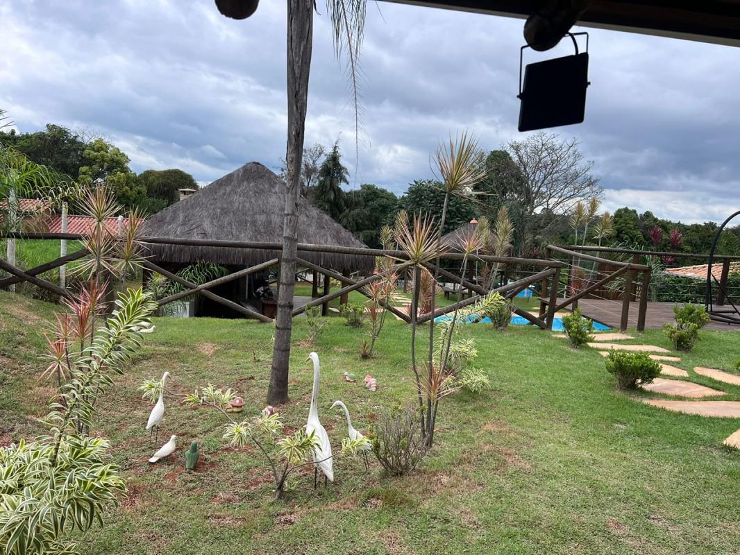 Fazenda, Centro, 3 Quartos, 4 Vagas, 1 Suíte