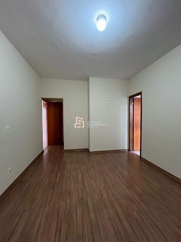Casa, Alípio de Melo, 2 Quartos, 2 Vagas, 1 Suíte