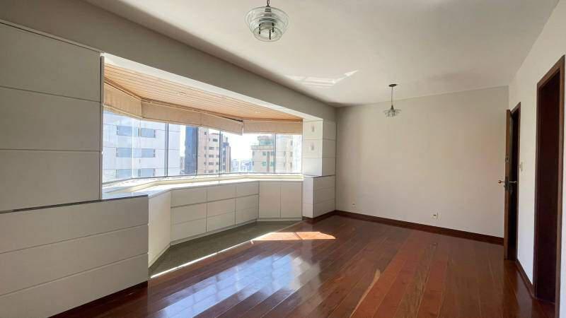 Apartamento, Funcionários, 3 Quartos, 2 Vagas, 1 Suíte