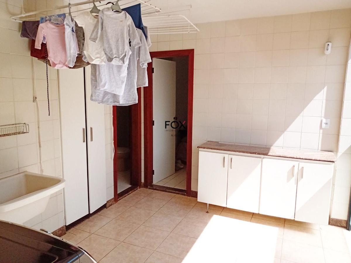 Casa, Santa Lúcia, 6 Quartos, 5 Vagas, 2 Suítes