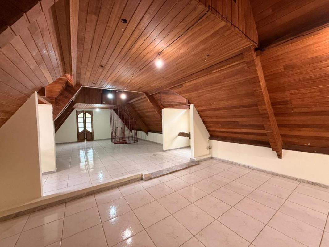 Casa, Sagrada Família, 3 Quartos, 3 Vagas, 2 Suítes
