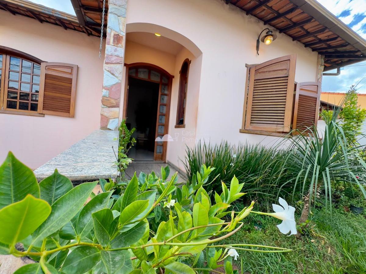 Casa, Santa Amélia, 3 Quartos, 4 Vagas, 2 Suítes
