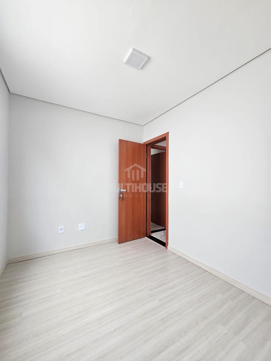 Apartamento, Santa Mônica, 2 Quartos, 0 Vaga, 2 Suítes