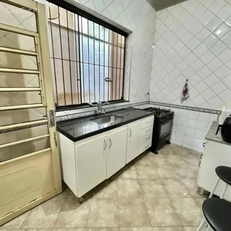 Casa, Castelo, 3 Quartos, 2 Vagas, 1 Suíte
